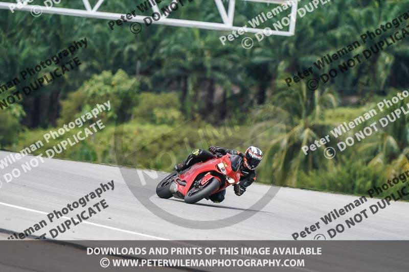 Sepang;event digital images;motorbikes;no limits;peter wileman photography;trackday;trackday digital images